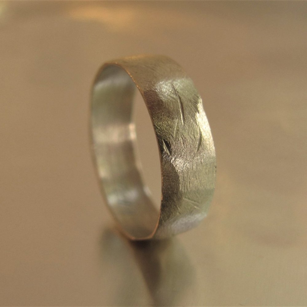Wedding ring for men. 14k solid white gold ring. - Picture 6 of 12